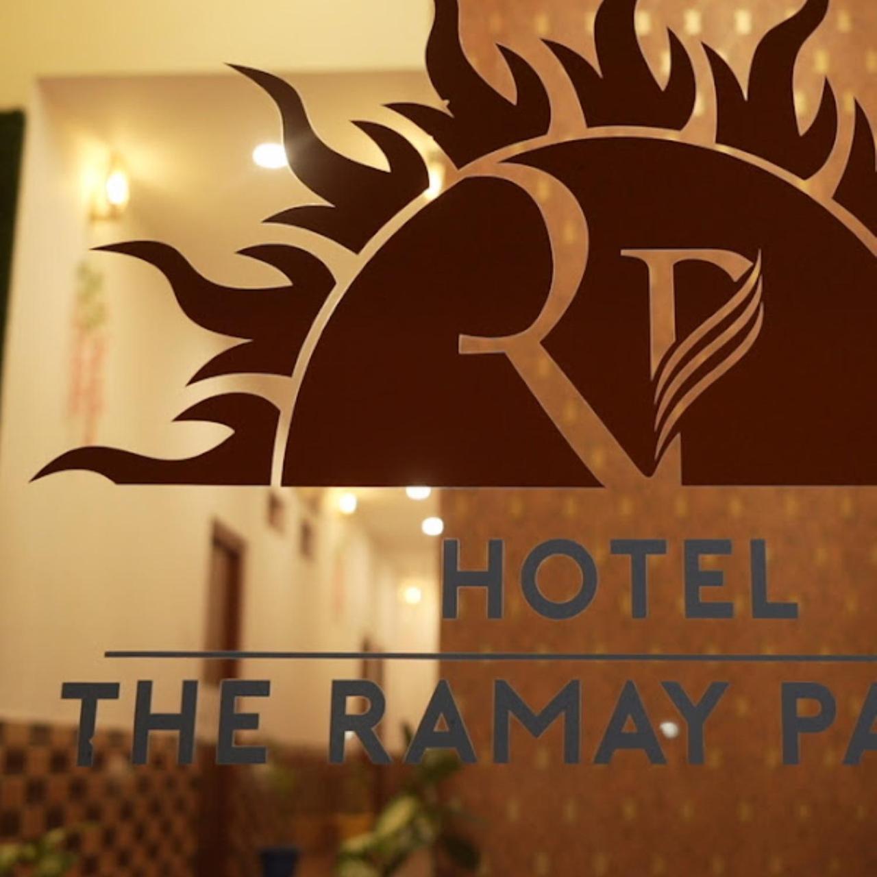 Hotel The Ramay Palace Ayodhya Exteriör bild